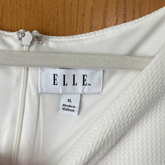 White mini dress - Picture 3 of 3